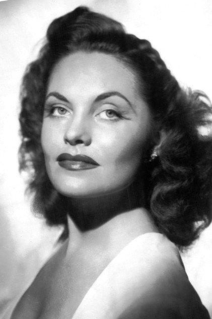Marilyn Buferd - Actor Profile Photo