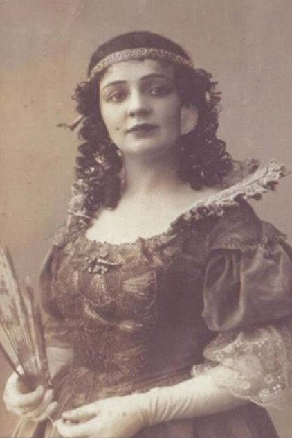 Olga Obolenskaya - Actor Profile Photo