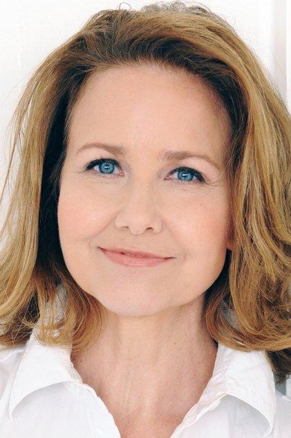 Molly Hagan - Actor Profile Photo