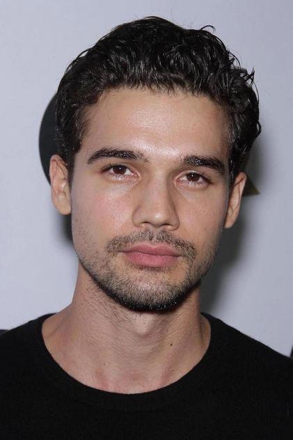 Steven Strait - Actor Profile Photo