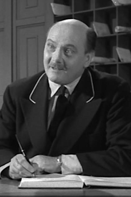 Arthur Gould-Porter - Actor Profile Photo