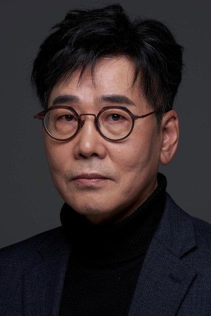 Lee Yoon-hee - Actor Profile Photo