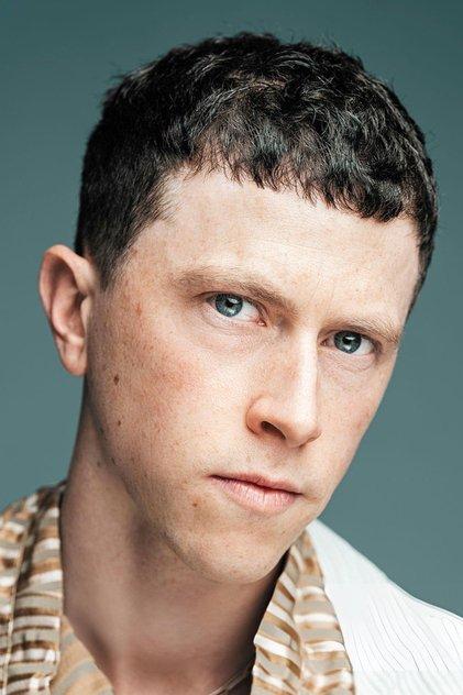 Finnegan Oldfield - Actor Profile Photo
