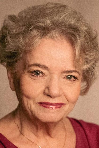 Anna Seniuk - Actor Profile Photo