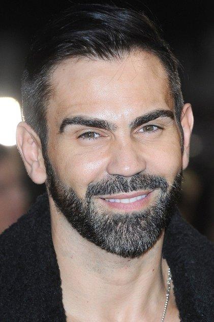 Tom Benedict Knight - Actor Profile Photo