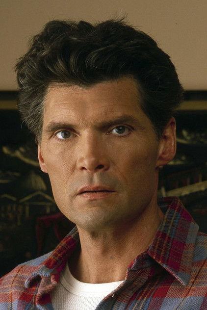 Everett McGill - Actor Profile Photo
