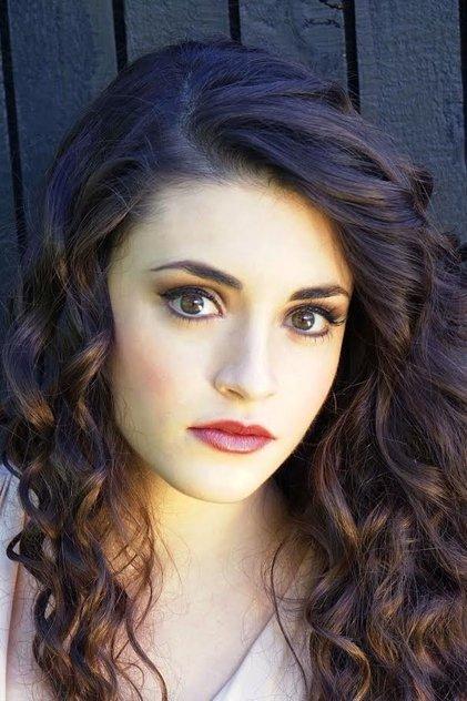 Daniela Bobadilla - Actor Profile Photo