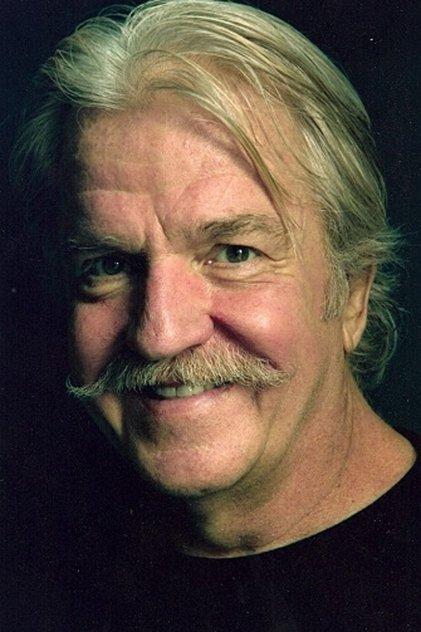 Leo Burmester - Actor Profile Photo