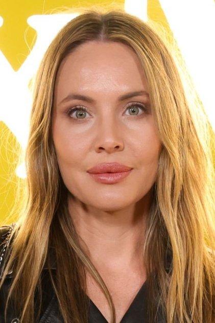 Leah Pipes - Actor Profile Photo