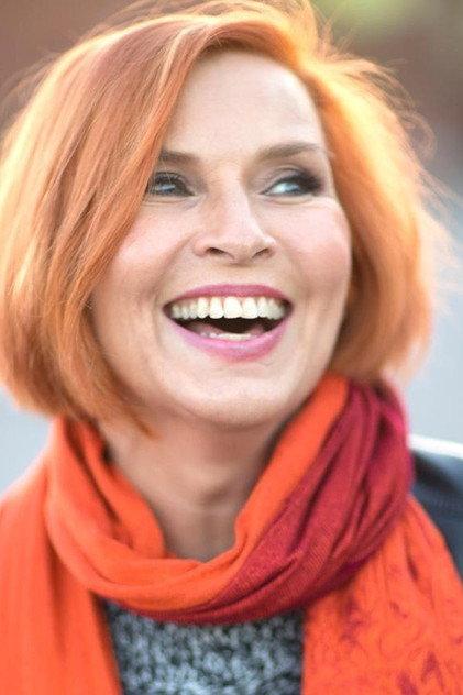 Sari Havas - Actor Profile Photo
