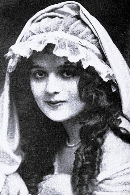 Betty Gray - Actor Profile Photo