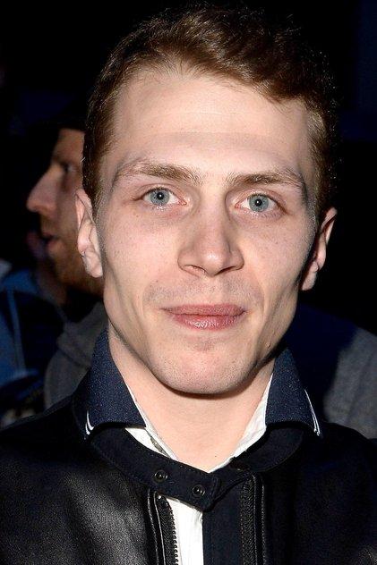 Kévin Azaïs - Actor Profile Photo