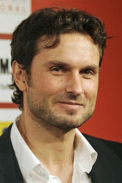 Simon Verhoeven - Actor Profile Photo