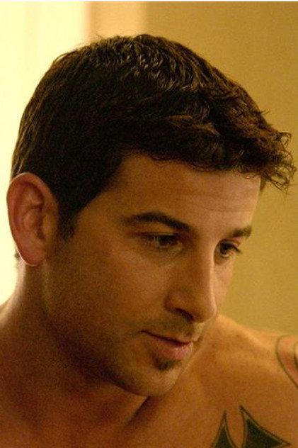 Julian - Actor Profile Photo
