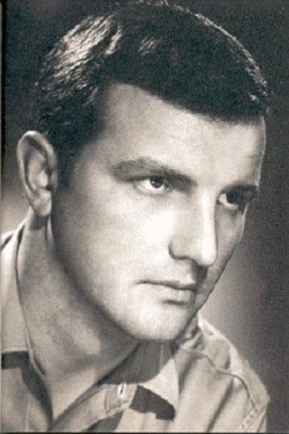 Derek Newark - Actor Profile Photo