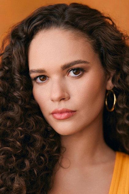 Madison Pettis - Actor Profile Photo