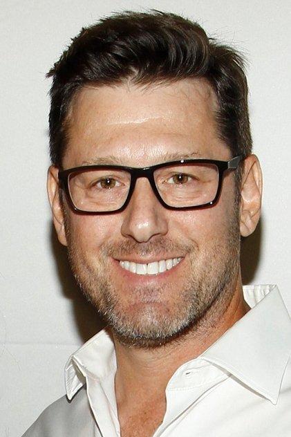 Ari Cohen - Actor Profile Photo