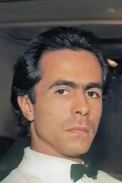 Rodrigo Santiago - Actor Profile Photo
