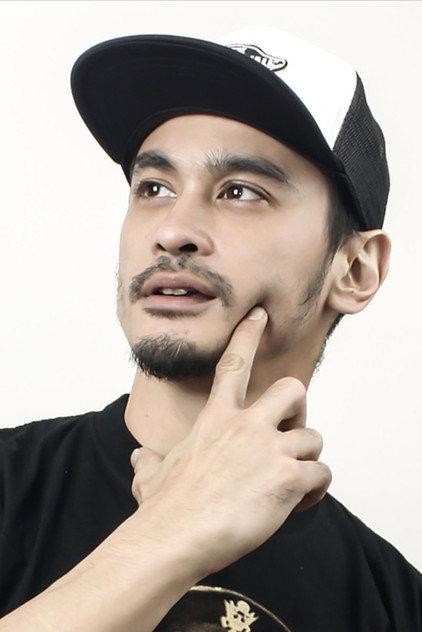 Reuben Elishama - Actor Profile Photo