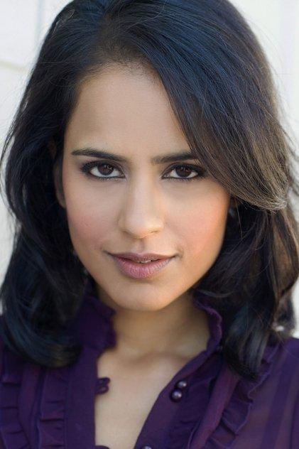 Agam Darshi - Actor Profile Photo