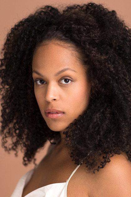 Paula Essam - Actor Profile Photo
