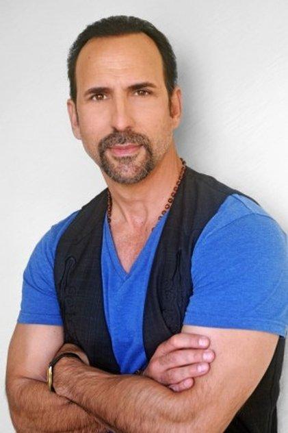 Oscar Torre - Actor Profile Photo