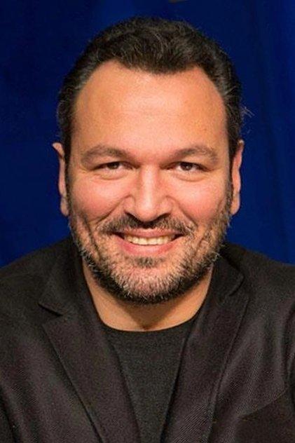 Ali Sunal - Actor Profile Photo