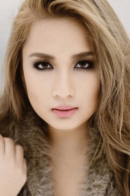 Ehra Madrigal - Actor Profile Photo