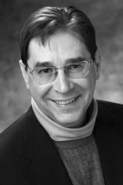 Thom Bray - Actor Profile Photo
