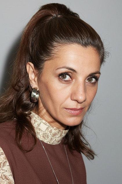 Zuhal Üstüntaş - Actor Profile Photo