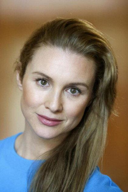 Iva Krajnc Bagola - Actor Profile Photo