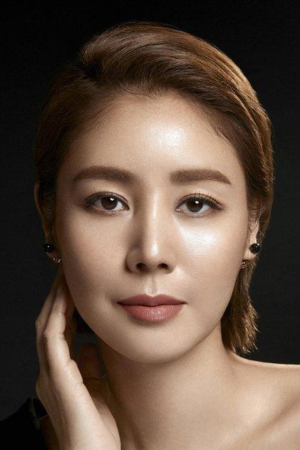 Kim Sung-ryung - Actor Profile Photo