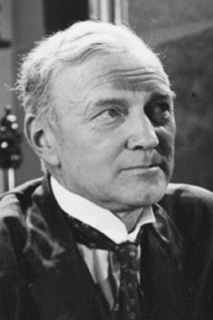 Nils Dahlgren - Actor Profile Photo