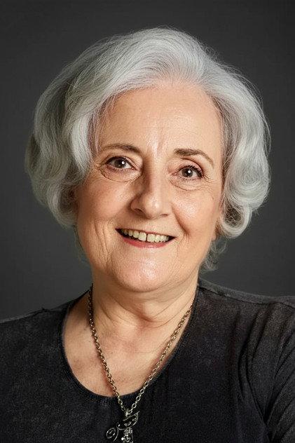 Güler Ökten - Actor Profile Photo