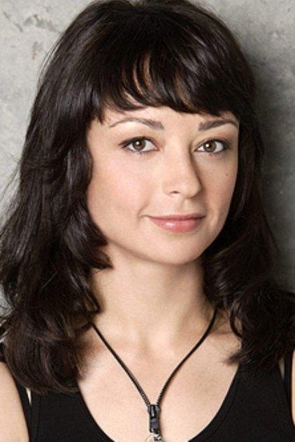 Sarah Strange - Actor Profile Photo