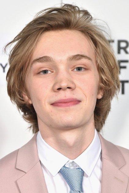 Charlie Plummer - Actor Profile Photo