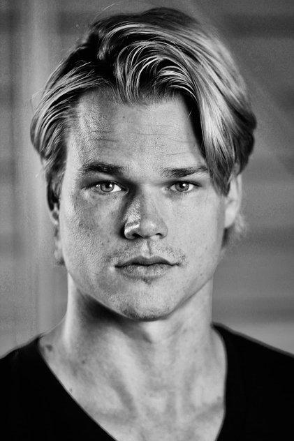 Brendan Miller - Actor Profile Photo
