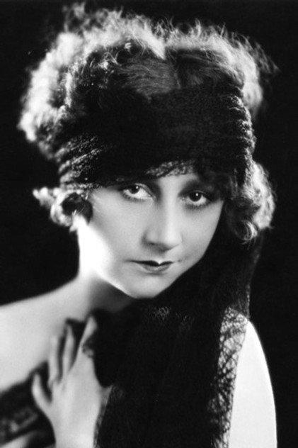 Ruth Stonehouse - Actor Profile Photo