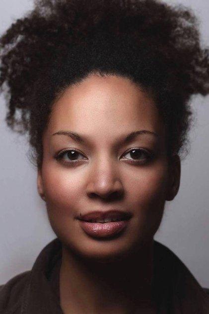 Johanna Thea - Actor Profile Photo