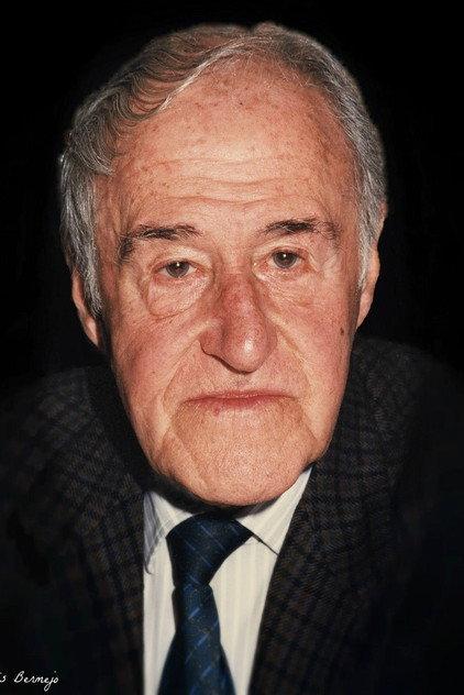Luis Escobar - Actor Profile Photo