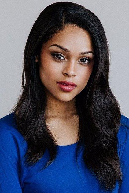 Ash Santos - Actor Profile Photo