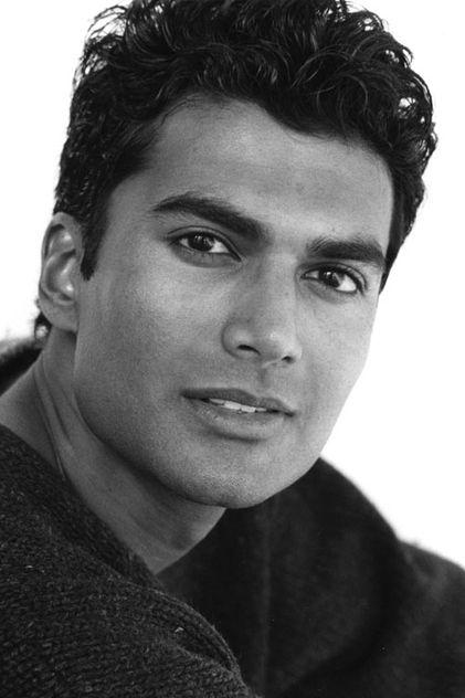 Sendhil Ramamurthy - Actor Profile Photo