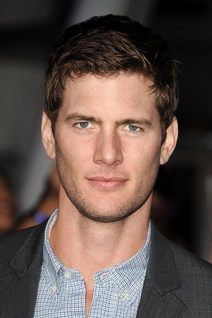 Ryan McPartlin - Actor Profile Photo