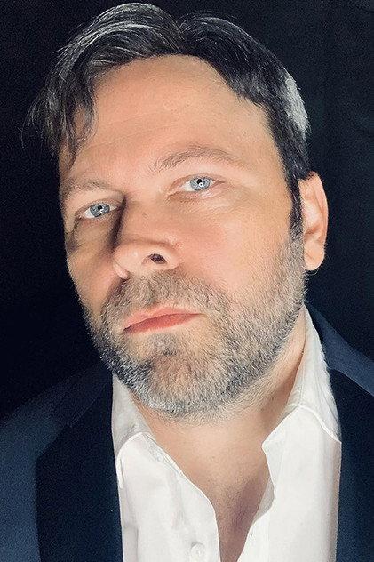 Angus Benfield - Actor Profile Photo