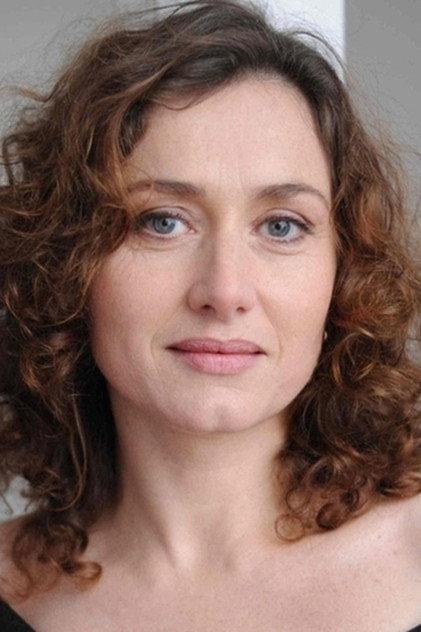 Agathe Dronne - Actor Profile Photo
