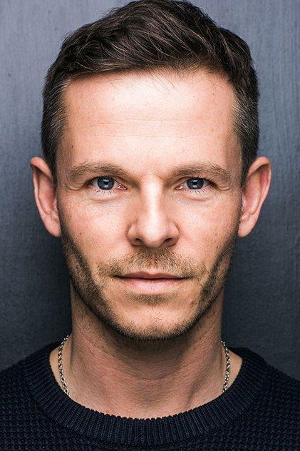 Paul Fox - Actor Profile Photo