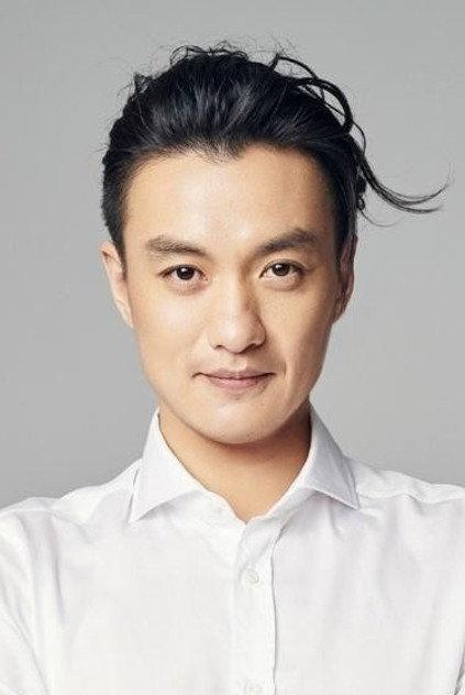 Zhou Yiwei - Actor Profile Photo