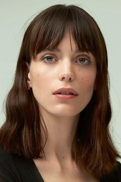 Stacy Martin - Actor Profile Photo