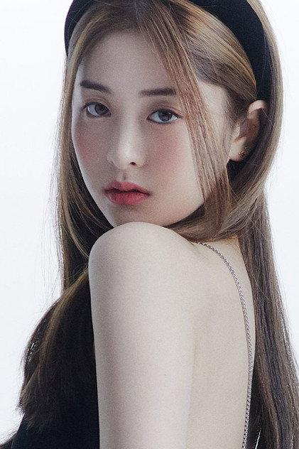 Huh Yunjin - Actor Profile Photo