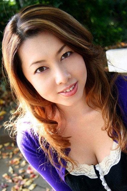 Yumi Kazama - Actor Profile Photo